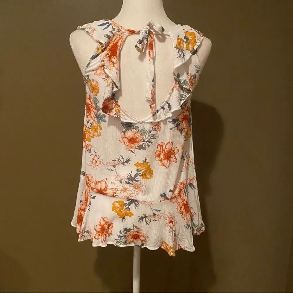 Altar’d State Sleeveless Shirt - Picture 11 of 11